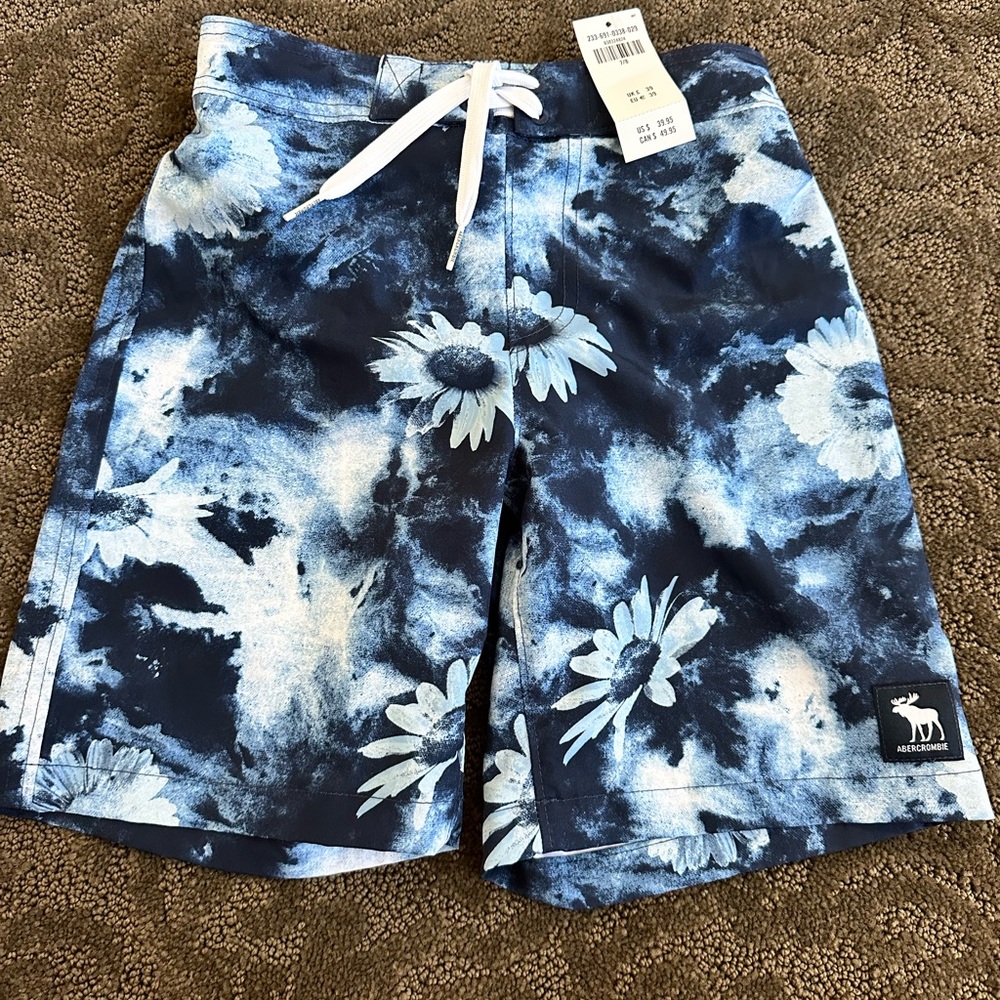Abercrombie Kids Swim Shorts Size 7/8